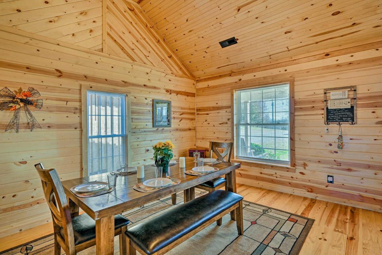 Villa Breathtaking Elkin Getaway With Vineyard Views! Esterno foto